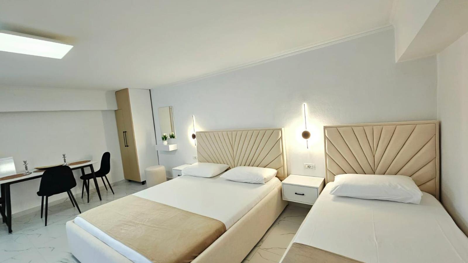 Hotel Arileo Himarë Exteriér fotografie