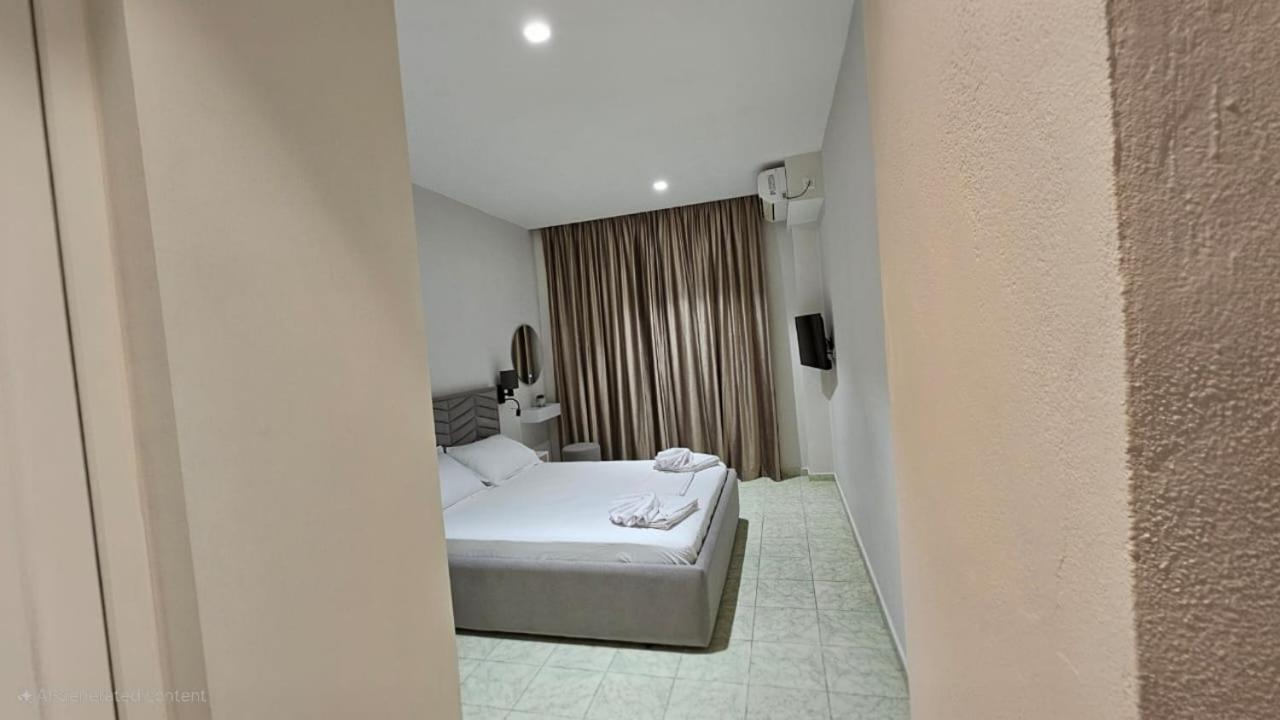 Hotel Arileo Himarë Exteriér fotografie